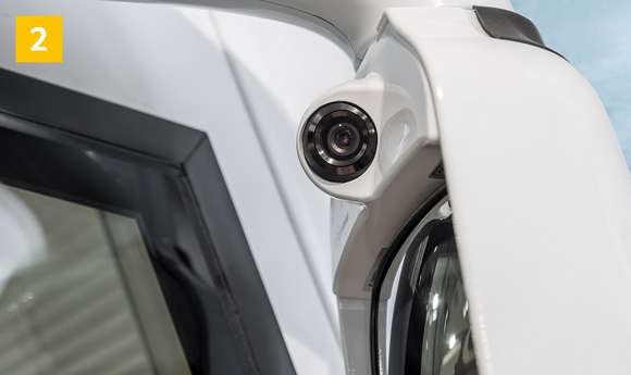 Toter‐Winkel‐Warner in den vollintegrierten Reisemobilen von KNAUS 